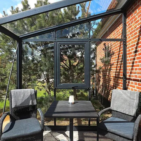 Three-bedroom Holiday In 73 Blåvand