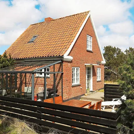 Semesterbostad Three-bedroom Holiday In 73 Blåvand