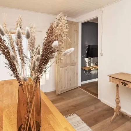 Three-bedroom Holiday In 73 Blåvand